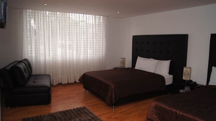 Imagen de la habitación del Hotel Dorado Plaza. Foto 10