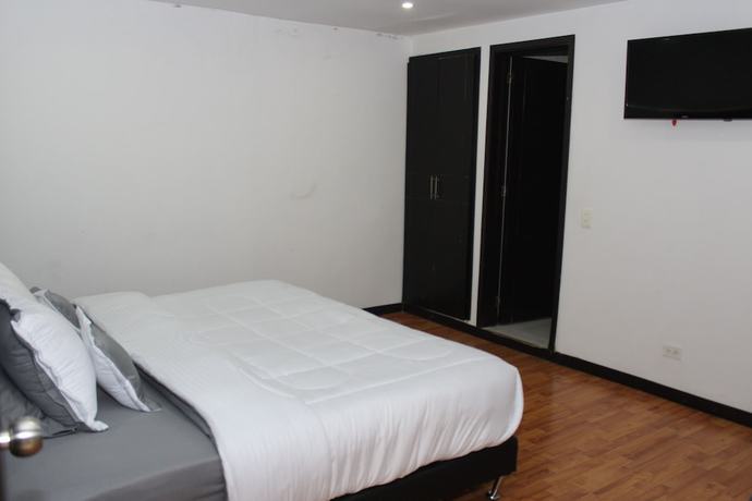 Imagen de la habitación del Hotel Dorado Plaza. Foto 12