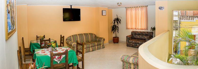 Imagen de la habitación del Hotel Doral Suites. Foto 5