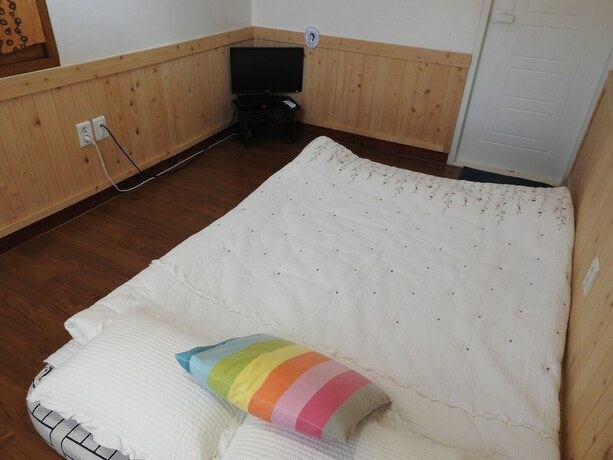 Imagen de la habitación del Hotel Doran Doran Guesthouse. Foto 20