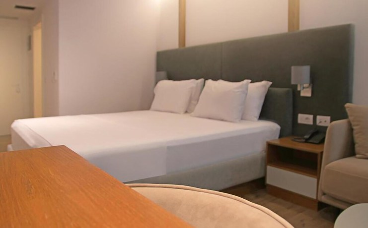 Imagen de la habitación del Hotel Dorchester, Gjashtë. Foto 13