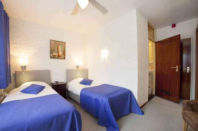 Imagen de la habitación del Hotel Dordrecht. Foto 10