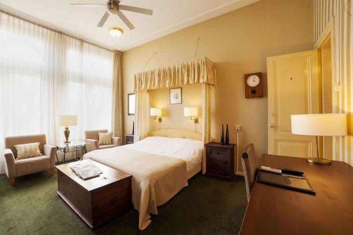 Imagen de la habitación del Hotel Dordrecht. Foto 16