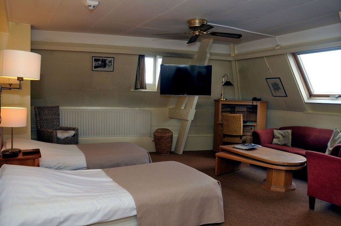Imagen de la habitación del Hotel Dordrecht. Foto 19