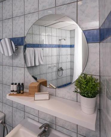 Imagen de la habitación del Hotel Dore Boutique. Foto 6