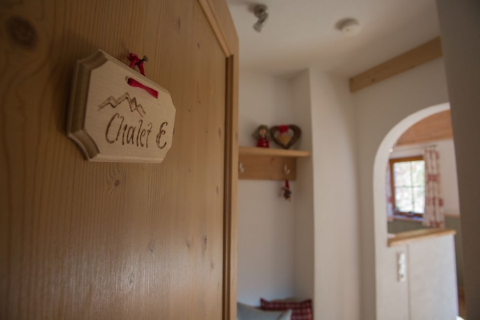 Imagen de la habitación del Hotel Dorfchalets Kaprun. Foto 5