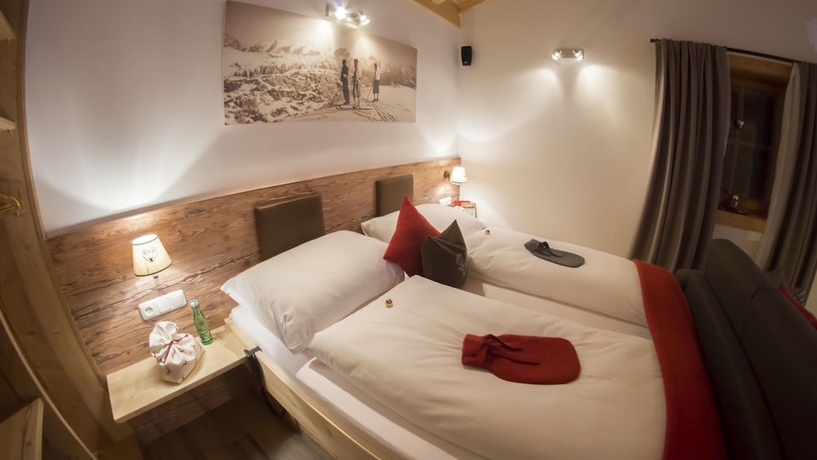Imagen de la habitación del Hotel Dorfchalets Kaprun. Foto 12