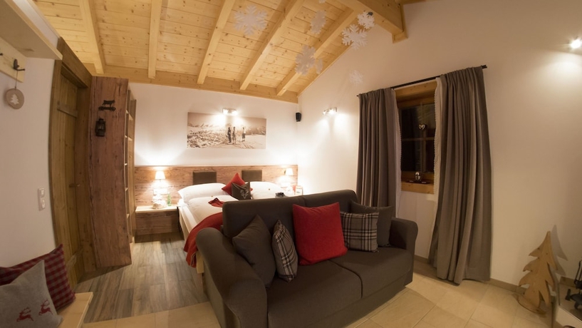 Imagen de la habitación del Hotel Dorfchalets Kaprun. Foto 14