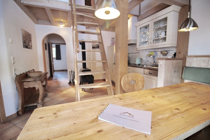 Imagen de la habitación del Hotel Dorfchalets Kaprun. Foto 17
