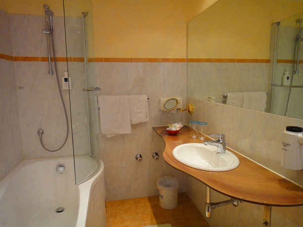 Imagen de la habitación del Hotel Dorfplatzl. Foto 15