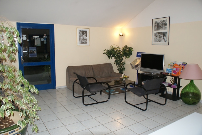 Imagen de los interiores del Hotel Dor'h&ocirc;tel. Foto 18