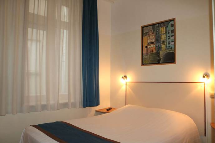 Imagen de la habitación del Hotel Doria, Ámsterdam. Foto 4