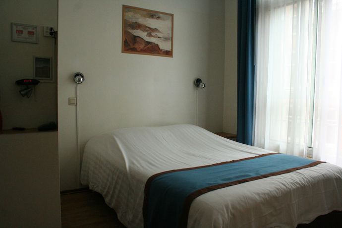 Imagen de la habitación del Hotel Doria, Ámsterdam. Foto 7