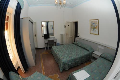 Imagen de la habitación del Hotel Doria, Chiavari. Foto 6
