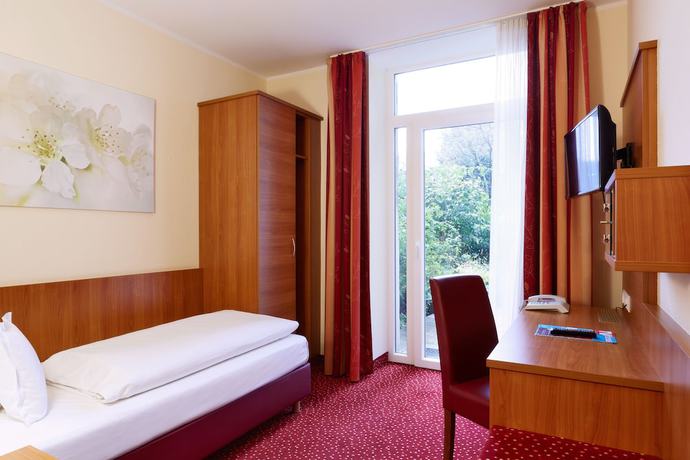 Imagen de la habitación del Hotel Doria, Dusseldorf. Foto 12