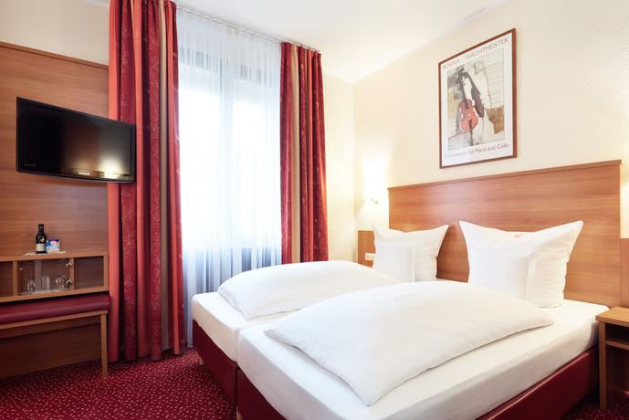 Imagen de la habitación del Hotel Doria, Dusseldorf. Foto 13