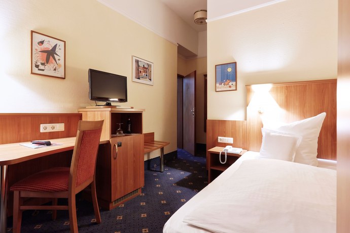 Imagen de la habitación del Hotel Doria, Dusseldorf. Foto 15