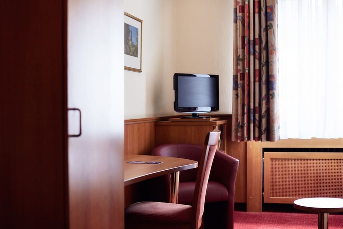 Imagen de la habitación del Hotel Doria, Dusseldorf. Foto 17