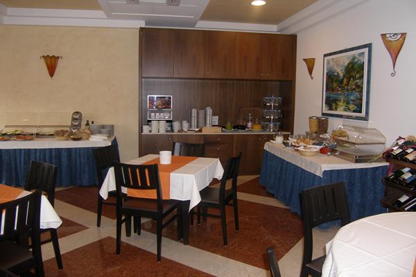 Imagen del bar/restaurante del Hotel Doria, Garda. Foto 3