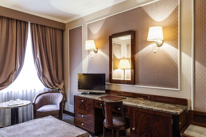 Imagen de la habitación del Hotel Doria Grand. Foto 9