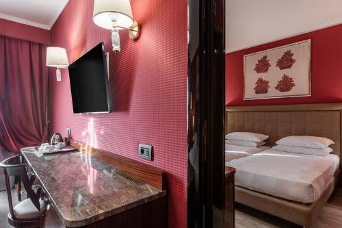 Imagen de la habitación del Hotel Doria Grand. Foto 8