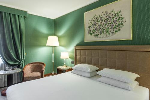 Imagen de la habitación del Hotel Doria Grand. Foto 11