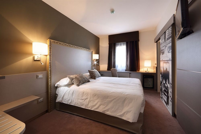 Imagen de la habitación del Hotel Doriguzzi. Foto 12