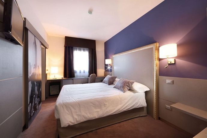 Imagen de la habitación del Hotel Doriguzzi. Foto 13