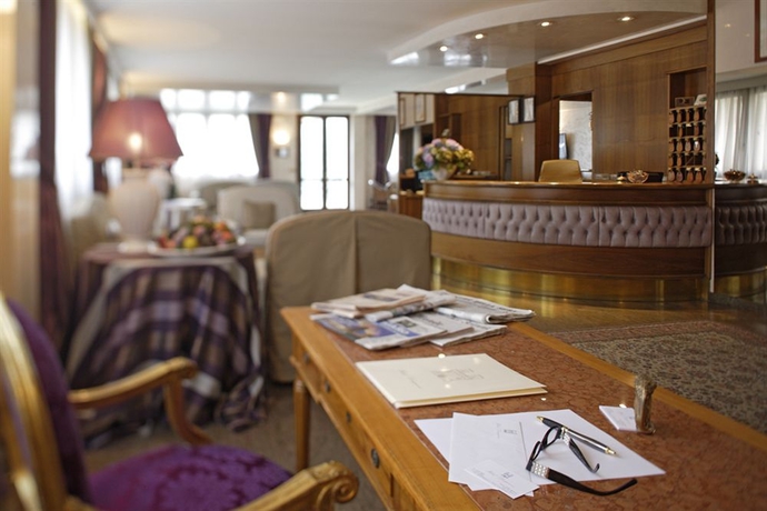 Imagen de los interiores del Hotel Doriguzzi. Foto 15