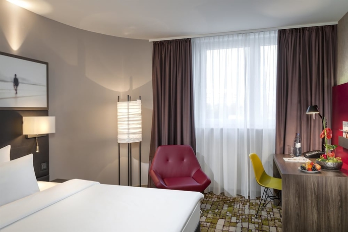 Imagen de la habitación del Hotel Dorint Airport-hotel Zürich. Foto 2