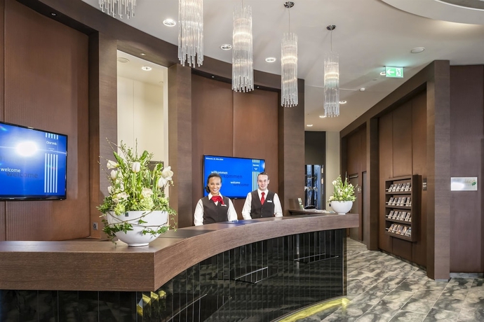 Imagen de los interiores del Hotel Dorint Airport-hotel Zürich. Foto 19