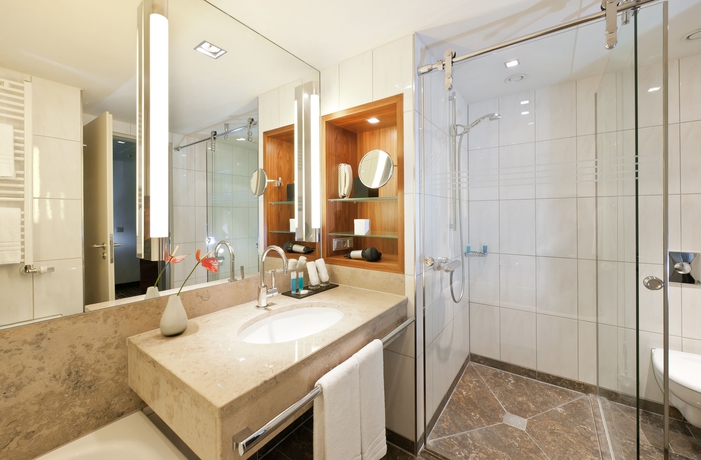 Imagen de la habitación del Hotel Dorint Am Heumarkt Köln. Foto 8