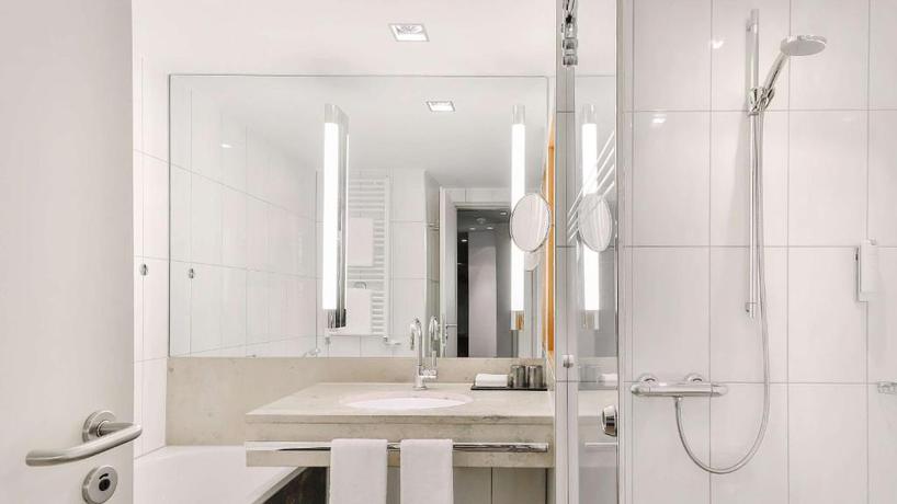 Imagen de la habitación del Hotel Dorint Am Heumarkt K&ouml;ln. Foto 9