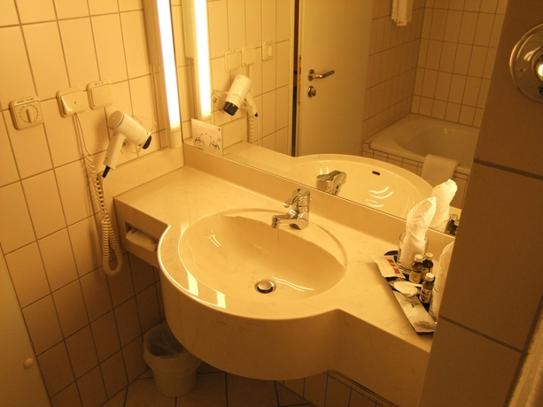 Imagen de la habitación del Hotel Dorint An Den Westfalenhallen Dortmund. Foto 12