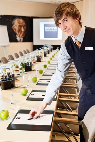 Imagen de los interiores del Hotel Dorint An Der Messe Köln. Foto 7