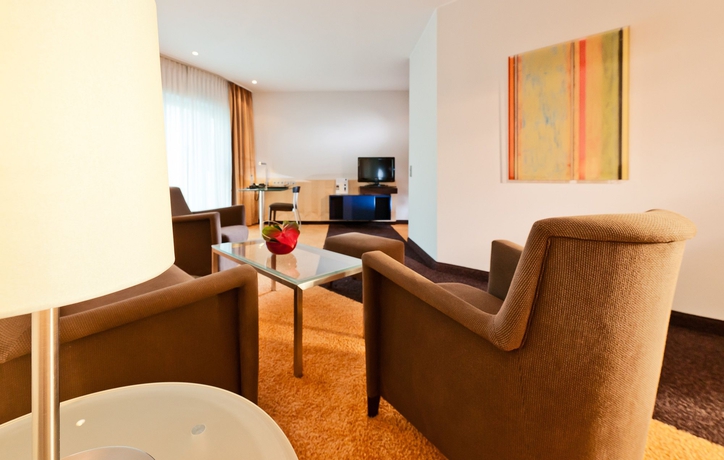 Imagen de los interiores del Hotel Dorint An Der Messe Köln. Foto 8