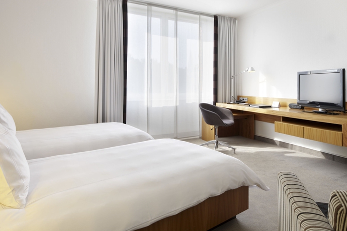 Imagen de la habitación del Hotel Dorint City Bremen. Foto 9