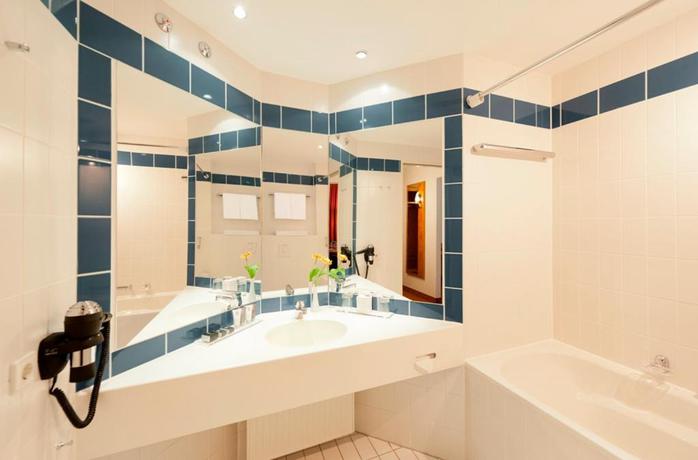 Imagen de la habitación del Hotel Dorint Dresden. Foto 10