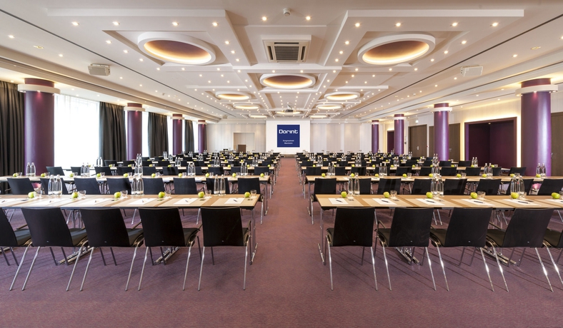 Imagen de los interiores del Hotel Dorint Kongresshotel Mannheim. Foto 7