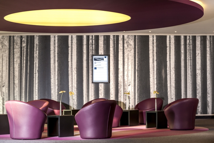 Imagen de los interiores del Hotel Dorint Kongresshotel Mannheim. Foto 8