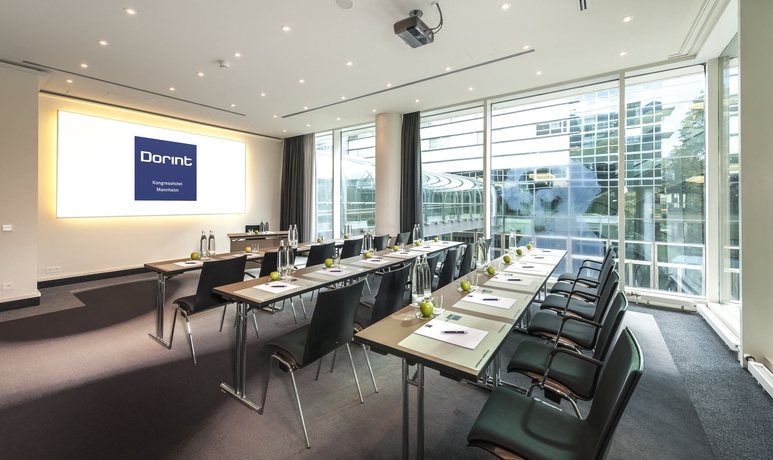 Imagen de los interiores del Hotel Dorint Kongresshotel Mannheim. Foto 15