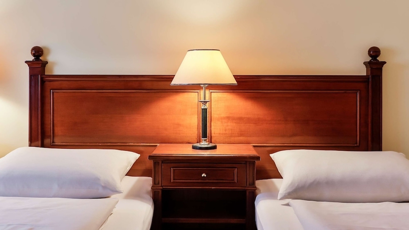 Imagen de la habitación del Hotel Dorint Marc Aurel Resort Bad Goegging. Foto 16