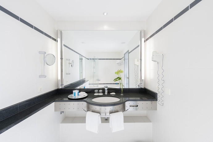 Imagen de la habitación del Hotel Dorint Pallas Wiesbaden. Foto 12