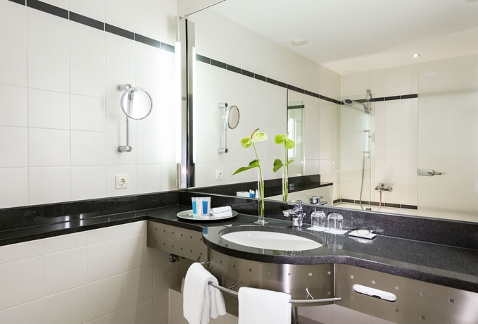 Imagen de la habitación del Hotel Dorint Pallas Wiesbaden. Foto 13