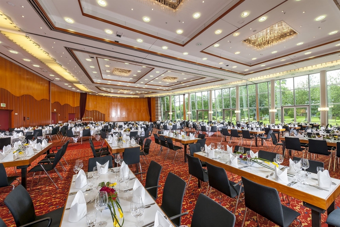 Imagen de los interiores del Hotel Dorint Parkhotel Bad Neuenahr. Foto 12