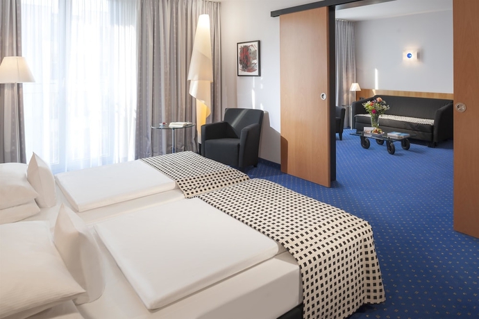 Imagen de la habitación del Hotel Dorint Potsdam. Foto 8