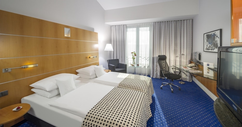 Imagen de la habitación del Hotel Dorint Potsdam. Foto 9