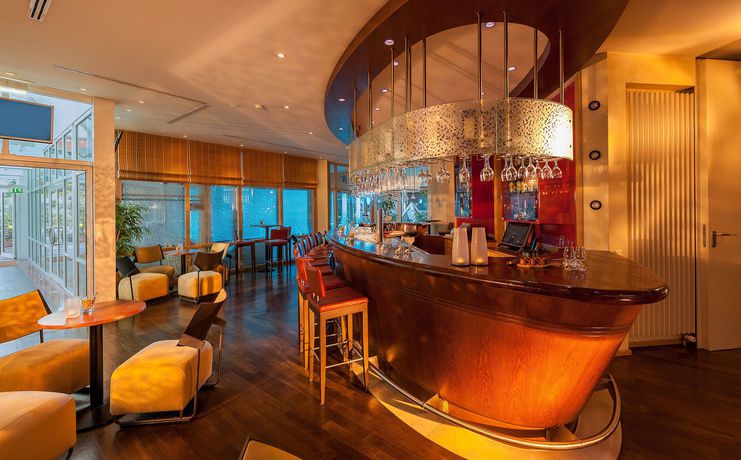 Imagen del bar/restaurante del Hotel Dorint Strandhotel Binz/rügen. Foto 4