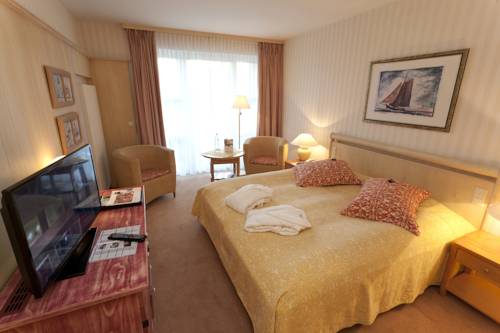 Imagen de la habitación del Hotel Dorint Strandresort & Spa Ostseebad Wustrow. Foto 9