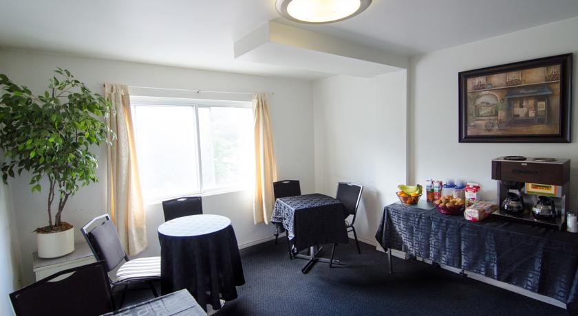 Imagen del bar/restaurante del Hotel Dorion, Montreal. Foto 2